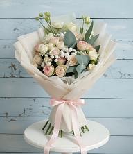 Букет цветов из:  Розы и Лизиантусы в Ягунино