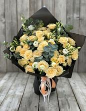 Букет цветов из:  Розы и Лизиантусы в Ягунино