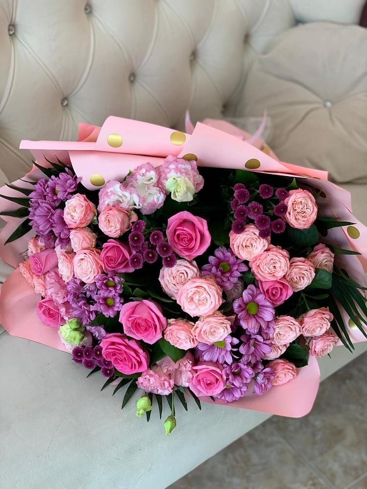 Букет цветов из: Хризантемы, Розы и Лизиантусы в Ягунино