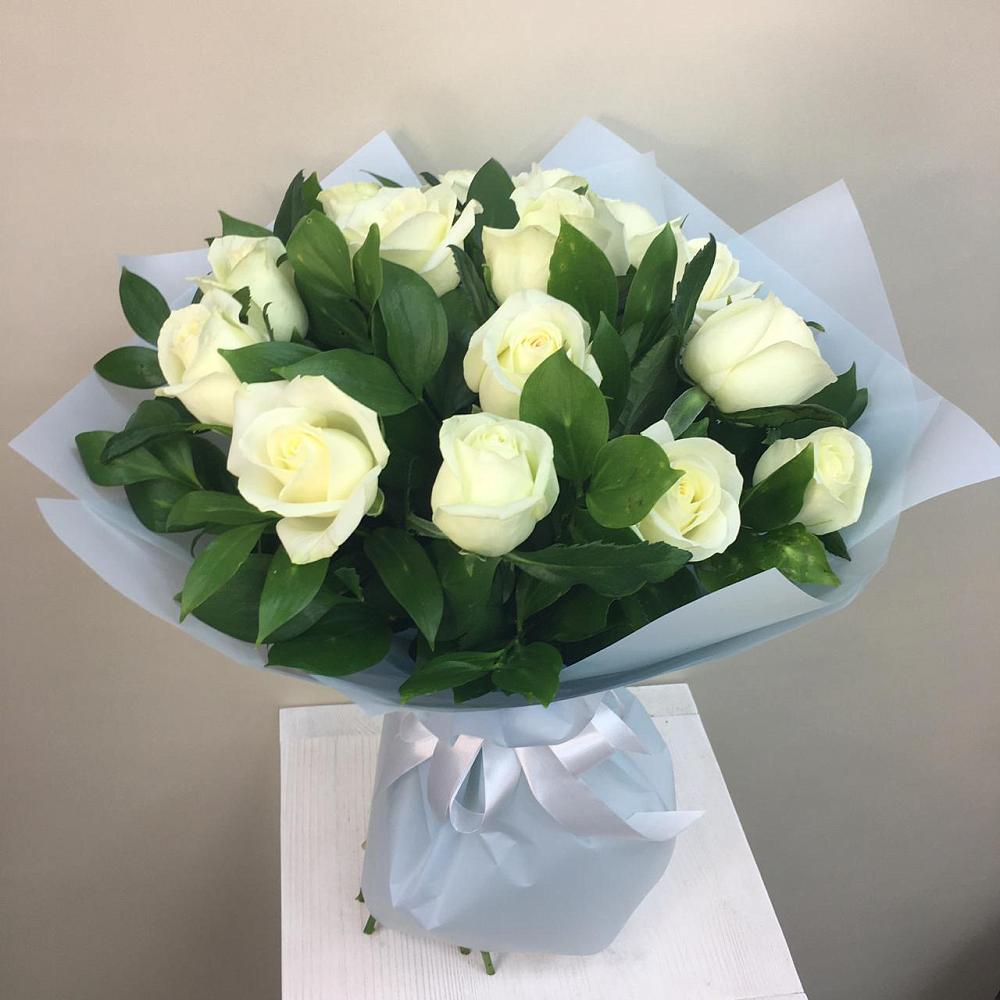 Букет 15 Белых роз Проуд в Ягунино