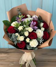 Букет цветов из:  Розы и Альстромерии в Ягунино