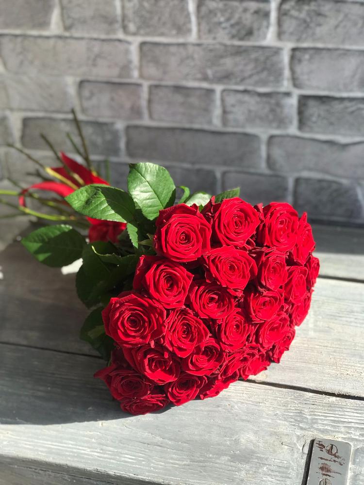 Букет Красные розы Фридом в Ягунино