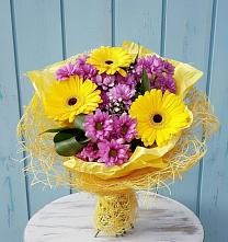Букет цветов из:  Хризантемы и Герберы в Ягунино