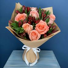 Букет цветов из:  Розы и Альстромерии в Ягунино