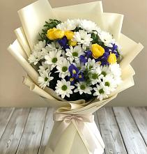 Букет цветов из:  Ирисы, Хризантемы и Розы #REPLACE_PRED# Ягунино