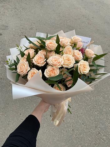 Букет Кремовые розы Латте в Ягунино