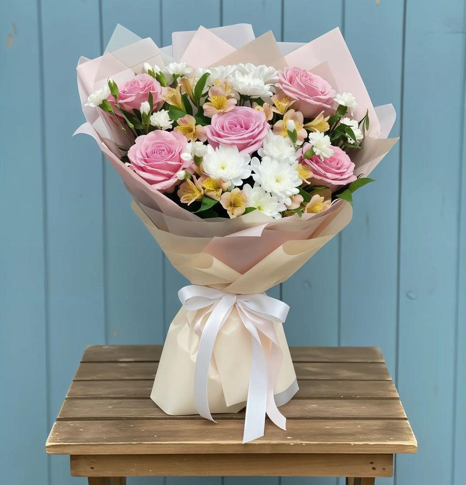 Букет цветов из: Гвоздики, Орхидеи и Розы в Ягунино