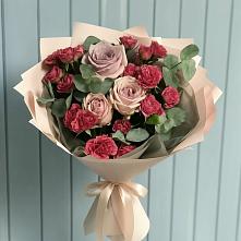 Букет цветов из:  Гвоздики и Розы в Ягунино