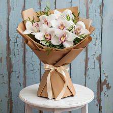 Букет цветов из:  Орхидеи и Розы в Ягунино